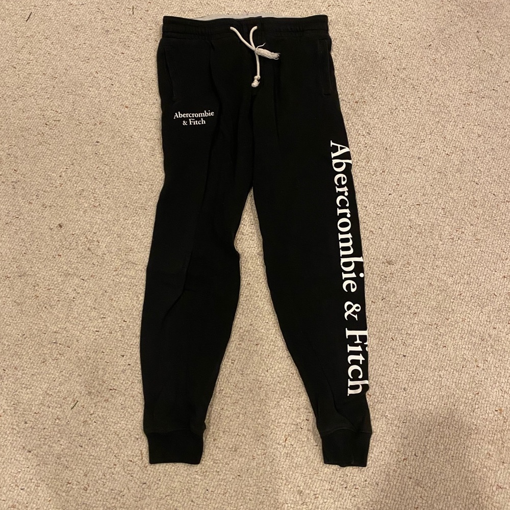 Black Abercrombie & Finch sweatpants size small